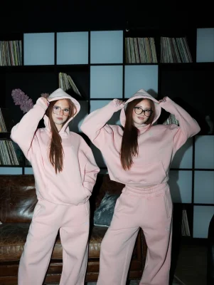 Twins on Ice - Instagram - 17.04.2026