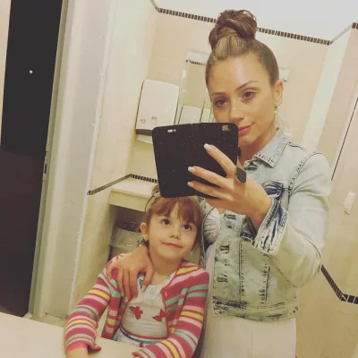 Twins on Ice - Instagram - 03.06.2017