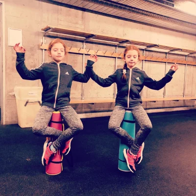Twins on Ice - Instagram - 05.10.2019