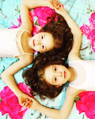 Twins on Ice - Instagram - 10.04.2020