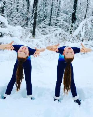 Twins on Ice - Instagram - 17.01.2021
