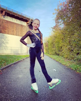 Twins on Ice - Instagram - 31.10.2021