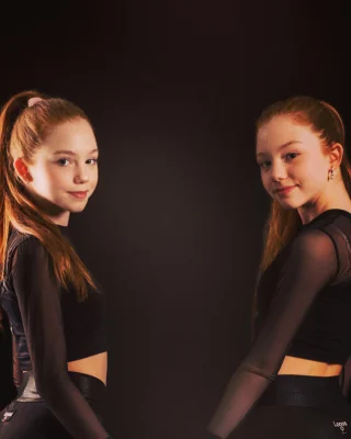 Twins on Ice - Instagram - 03.10.2023