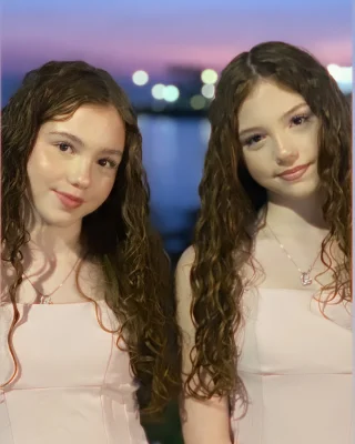 Twins on Ice - Instagram - 21.08.2024