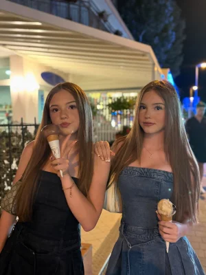 Twins on Ice - Instagram - 06.08.2025