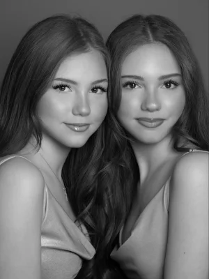Twins on Ice - Instagram - 02.03.2026