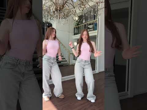 ☀️ #dance #fun #fyp #trend #trending #twins #beautiful #twinmoments #viralshort