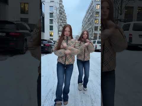 Wie geht’s euch? #twins #dance #fun #trending #fypシ #shots #viralvideo #loveit #dancetrend