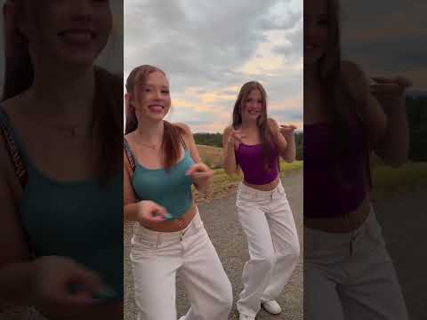 Clock it 💕 #twins #dance #fun #friends #beautiful #shorts
