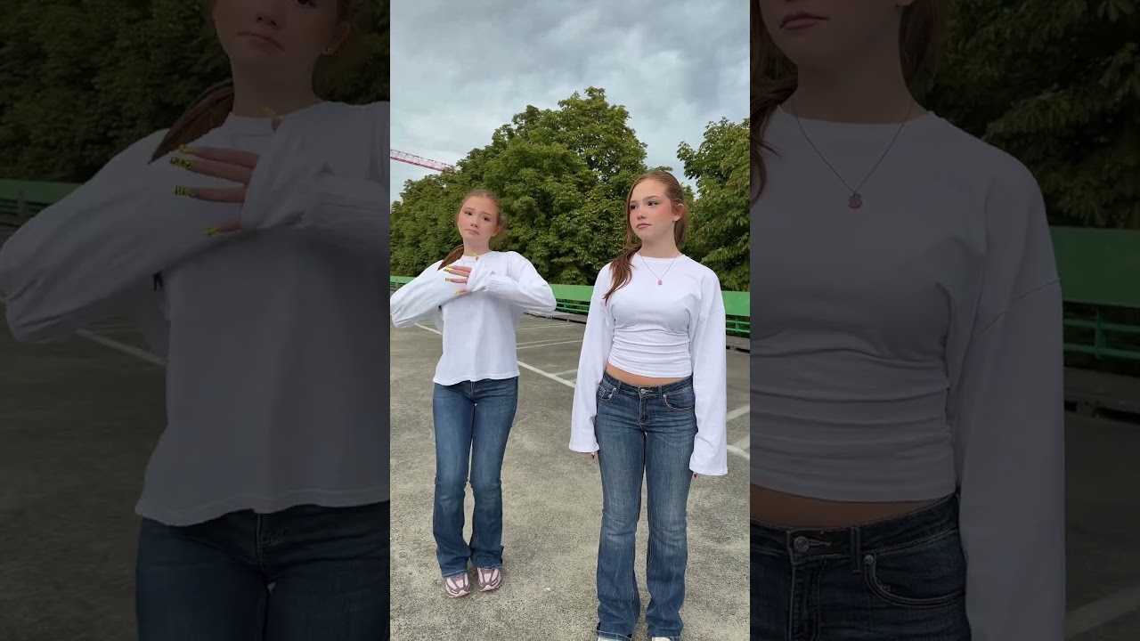 Wochenende 🫵🏻🫶🏻 #twins #fun #trend #dance #trendingshorts #funny #newtrend