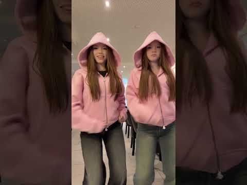 🩷🩷 #dance #fun #shortvideo #trending #trend #twins #beauty #dance #funny #shots #trendingshorts