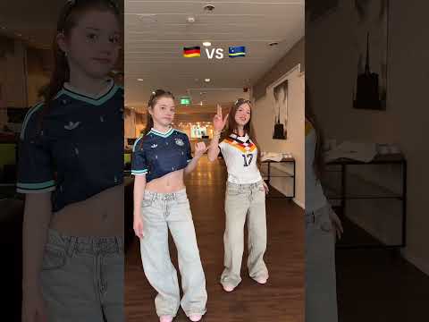 Wer gewinnt 🇩🇪oder🇨🇼 ⬇️ #twins #fun #shortvideo #soccer #trend #oldtrend #viralshort