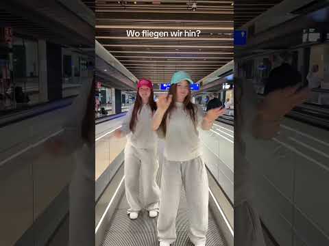 M….! #dance #trend #trendshort #viralshort #twins #fun #holiday #funny