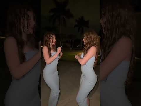 🫰🏻 #fun #shortvideo #fypシ #dance #twins #beautiful #viralshort #trending