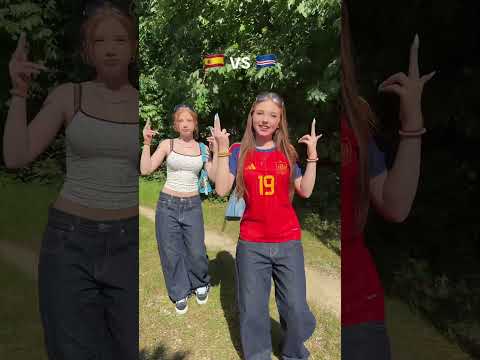 Wer gewinnt 🇪🇸oder🇨🇻 #soccer #twins #fun #funny #wm #shortvideo #trend