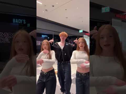 👩🏻‍🦰👨🏻‍🦰👩🏻‍🦰 #ginger #friends #fun #shortvideo #trending #trend #friends #dance #hair