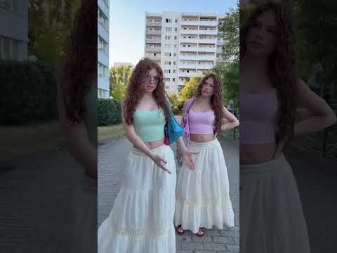 Nächste Woche sind wir wieder in Berlin 👀 #twins #fun #dance #trending #trendshorts #beauty